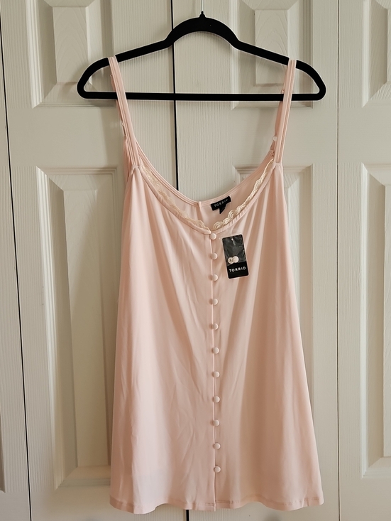 torrid Tops - SALE! NWT Torrid Pale Blush Button-Front Camisole Top